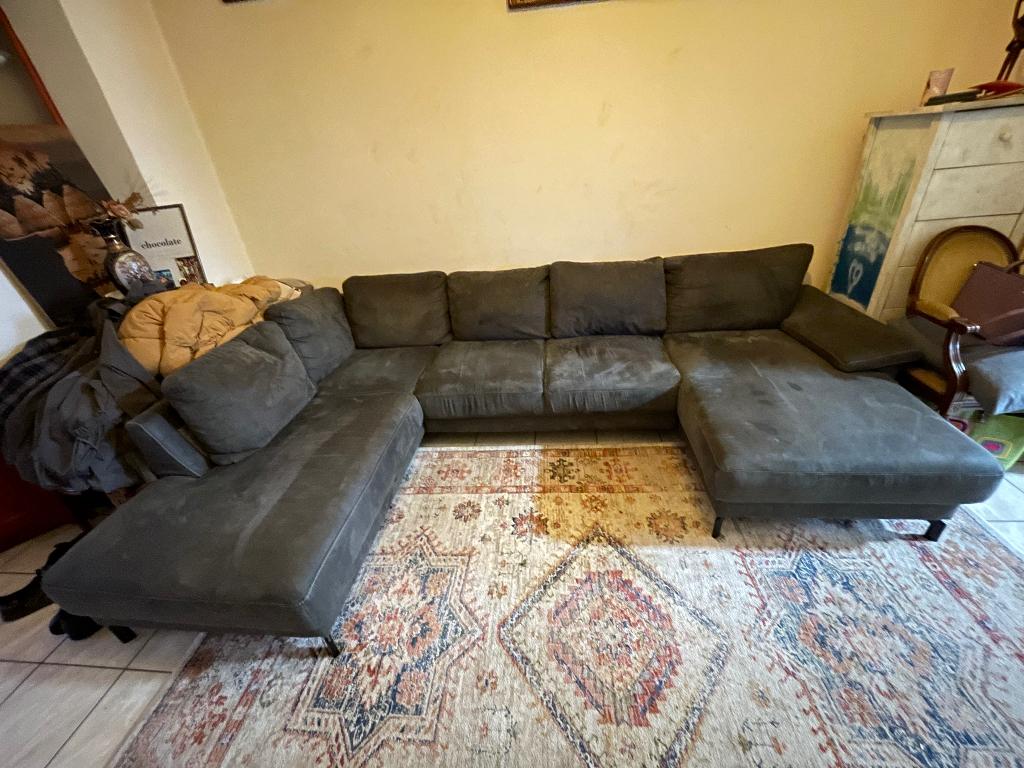 Grote bank, Huis en Inrichting, Zetels | Zetels, Zo goed als nieuw, Hoekbank, Vierpersoons of meer, 250 tot 300 cm, Overige materialen