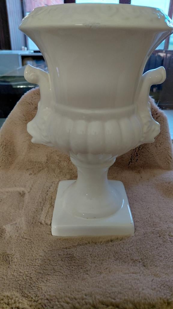 Porseleinen urne/kratervaas, Ophalen of Verzenden