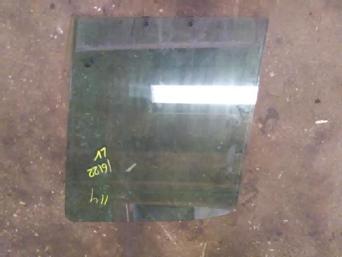 Portierruit 4Deurs links-voor van een Ford Transit Connect, Gebruikt, -, -, Ophalen of Verzenden