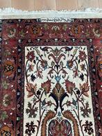 Tapis persan ancien noué à la main en provenance d'Iran, Antiquités & Art, Enlèvement