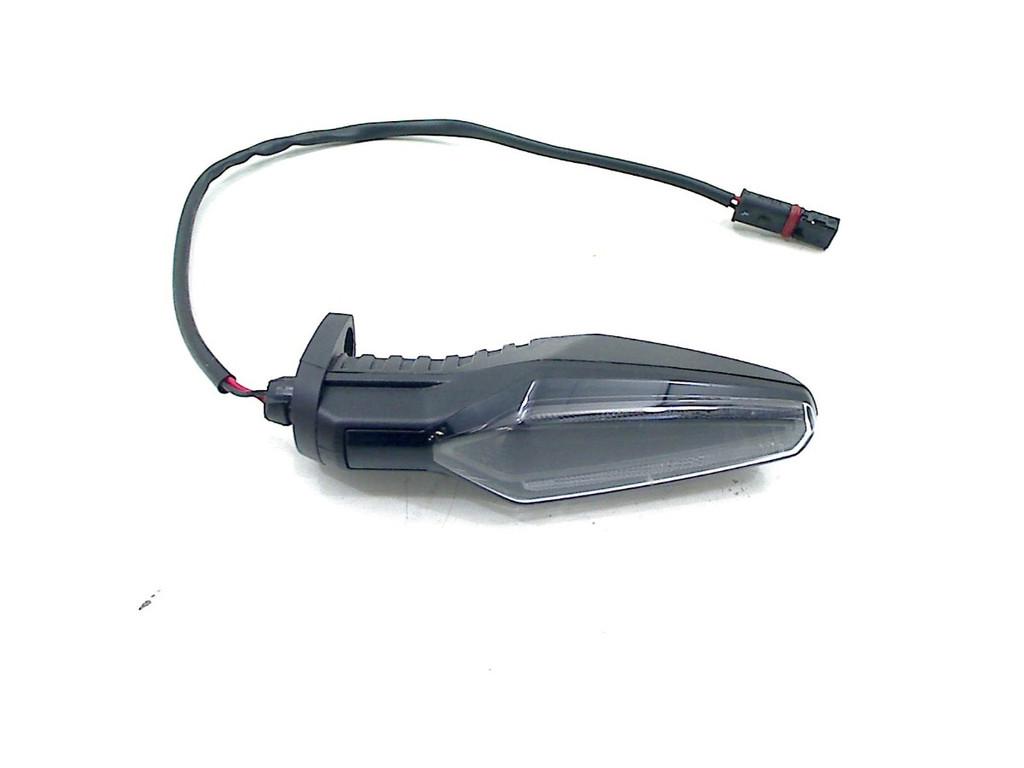 KNIPPERLICHT BMW F 900 R 2018-2022 (F900R K83), Dhr. S. di Majo, Gebruikt, Info@cama-motorparts.nl, P.J. Troelstraweg 8 8
3144 CX  MAASSLUIS, NL