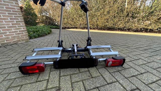 Fietsdrager Thule voor 2 fietsen, trekhaak, Ophalen, 2 fietsen, Trekhaakdrager, Elektrische fiets
