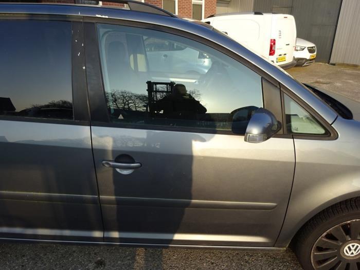 Portière 4portes avant droite d'un Volkswagen Touran (LD7X), Volkswagen, -, 3 mois de garantie, Utilisé