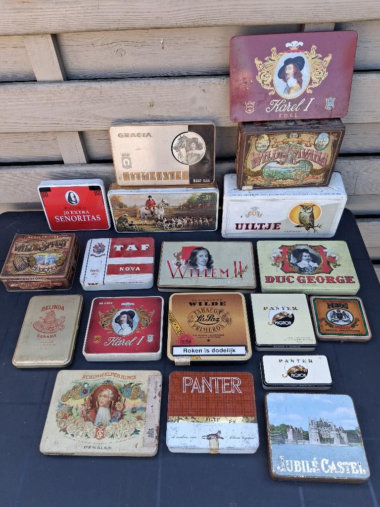55 vieilles canettes de cigares, Collections, Boîte en métal, Utilisé, Enlèvement ou Envoi
