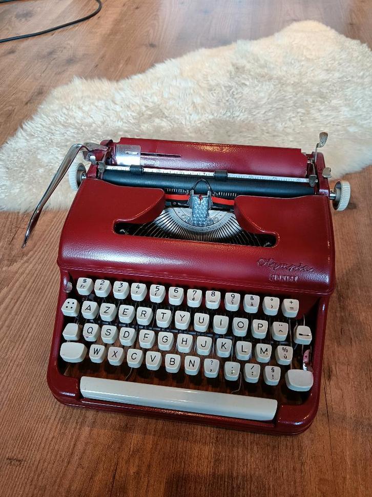 Typemachine olympia monica, Divers, Machines à écrire, Utilisé, Enlèvement