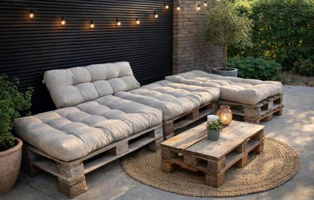 Lounge set met beige kussens, Ophalen, Zo goed als nieuw