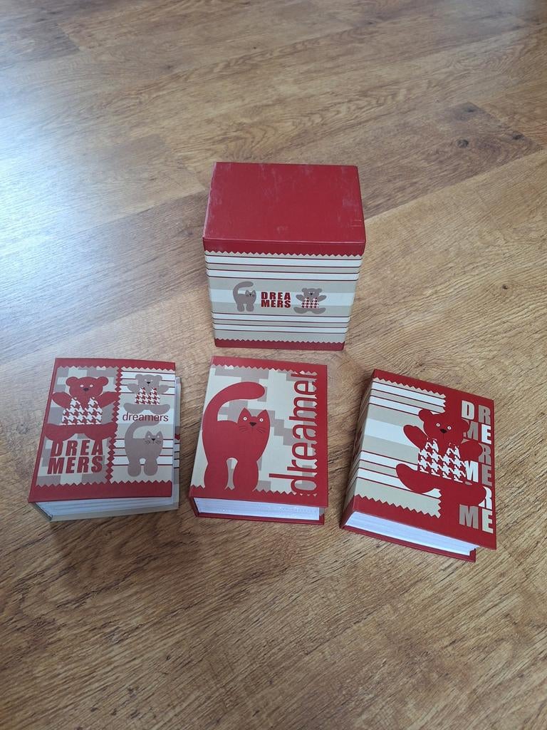 3 fotoalbums in een doosje., Ophalen