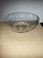 groentekom 2x, Ophalen of Verzenden, Zo goed als nieuw, Glas, Kom(men)