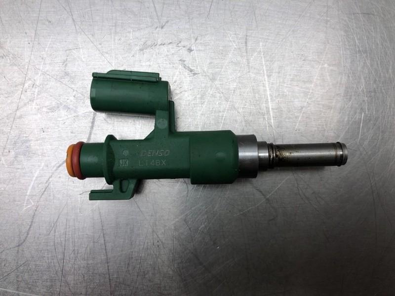 INJECTEUR Toyota Yaris IV (P21 / PA1 / PH1) (01-2020/-), Utilisé, Toyota