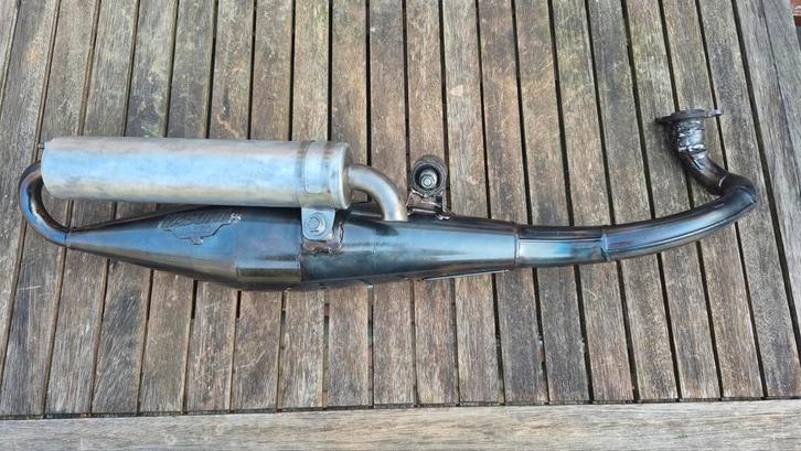 Yasuni Z retourne un minarelli horizontal, Vélos & Vélomoteurs, Cyclomoteurs | Tuning & Styling, Comme neuf, Enlèvement ou Envoi