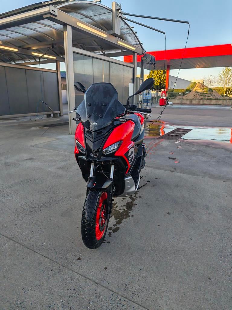Aprilia SR-GT 125, Scooter, Gebruikt, Particulier, 11 kW of minder