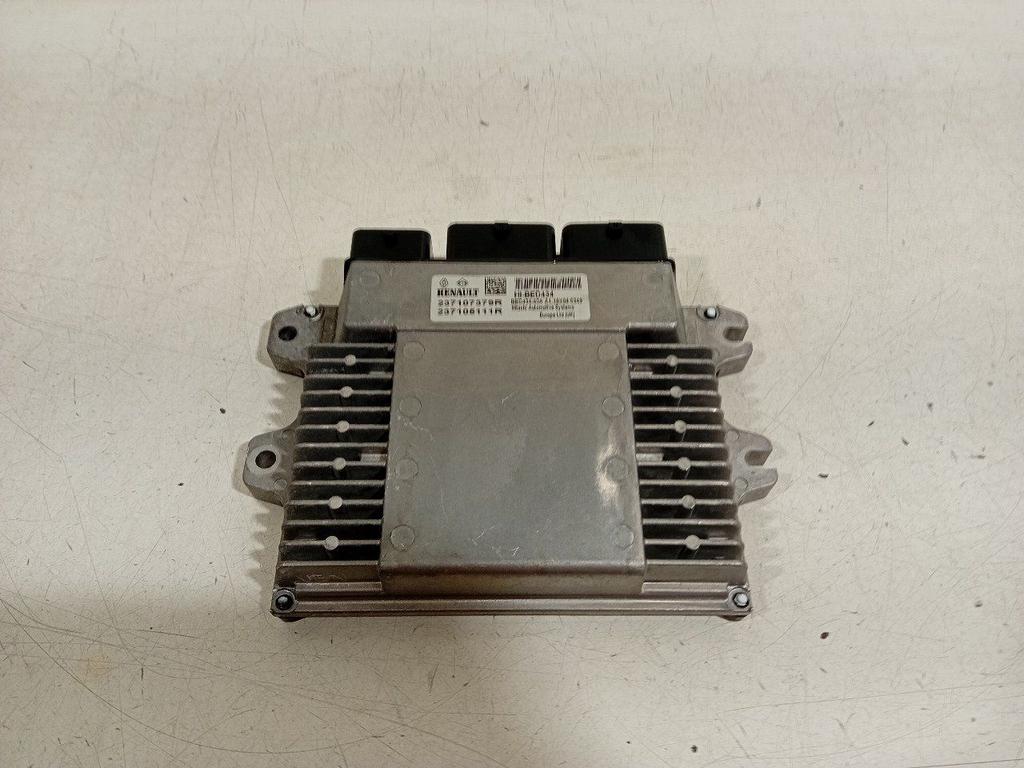 Computer motormanagement Renault Mégane, Autos : Pièces & Accessoires, Onderdelen@venauto.nl, Van der Ven Autorecycling B.V., Ettenseweg 76, 4706 PB Roosendaal, The Netherlands