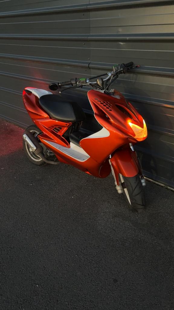 MBK Nitro, Vélos & Vélomoteurs, Enlèvement, Comme neuf