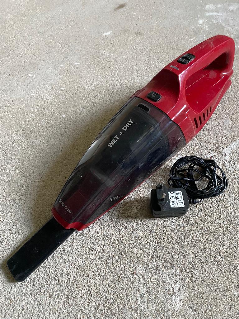 Handstofzuiger, Elektronische apparatuur, Stofzuigers, Gebruikt, Kruimeldief, Ophalen of Verzenden, 1600 tot 2000 watt