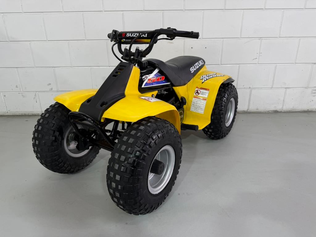 Mooie suzuki lt50 met boekjes, Motos, Enlèvement ou Envoi