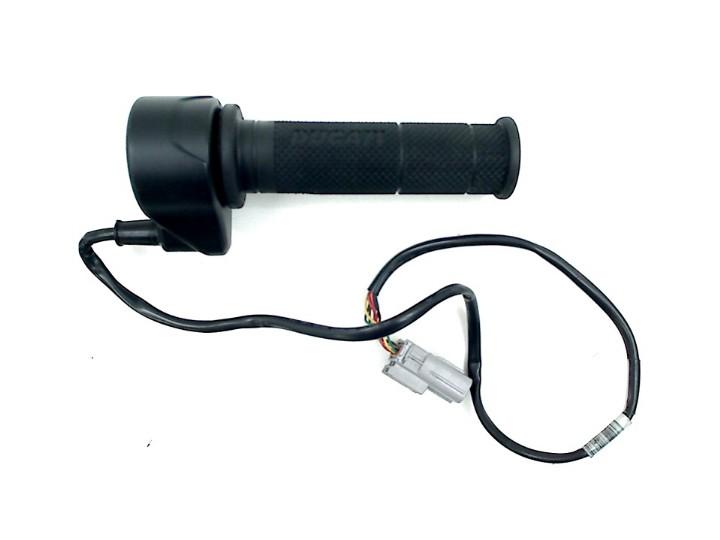 ACCELERATEUR BOITIER Ducati (66010063d), Dhr. S. di Majo, Utilisé, Info@cama-motorparts.nl, P.J. Troelstraweg 8 8
3144 CX  MAASSLUIS, NL