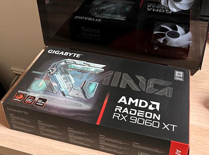 GIGABYTE AMD RADEON RX 9060 XT 16GB “NIEUW!”, Computers en Software, Videokaarten, Nieuw, AMD, PCI-Express 5.0, GDDR6, HDMI, DisplayPort