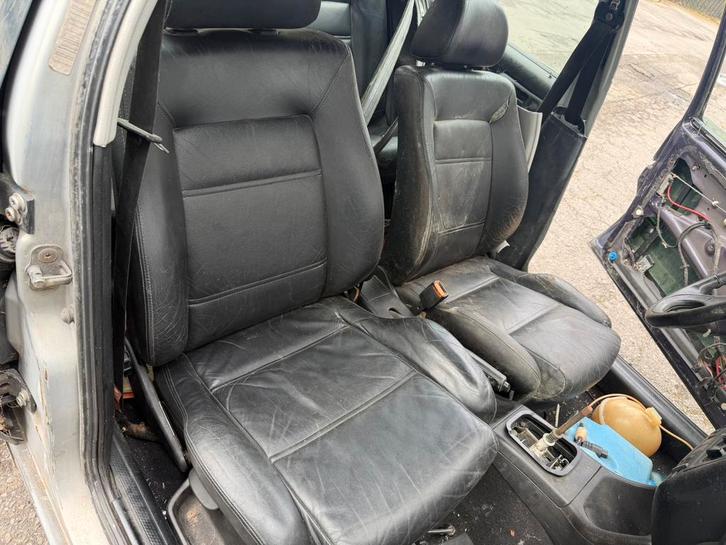 Interieur cuir golf 3 VR6 origine 5 portes, Autos : Pièces & Accessoires, Habitacle & Garnissage, Enlèvement ou Envoi