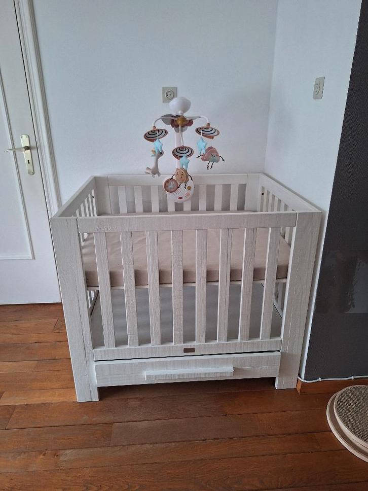 Babypark met matras en accessoires, Enfants & Bébés, Parcs, Utilisé, Rectangulaire, Réglable en hauteur, Enlèvement