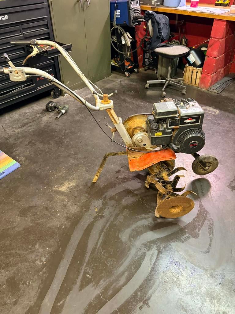 Benzine tuinfrees (Briggs & Stratton 5 PK), Ophalen, Gebruikt, Benzine, Tuinfrees