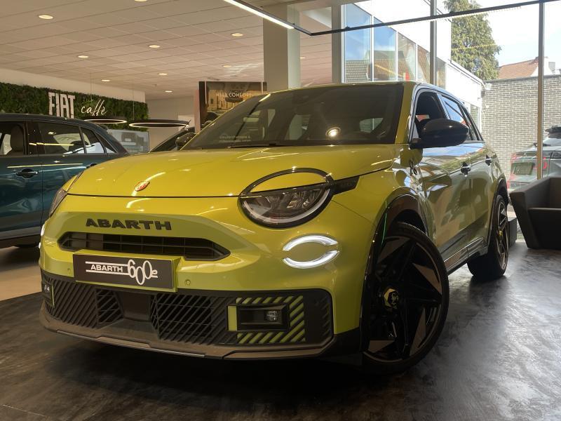 Abarth 600 Turismo, Auto's, Abarth, Overige modellen, Adaptieve lichten, Adaptive Cruise Control, Airbags, Airconditioning, Alarm