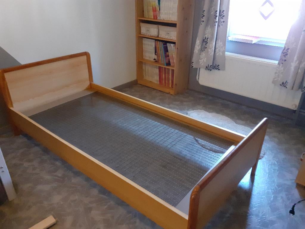 Lit, Enlèvement, Utilisé, 180 cm ou plus, 85 à 100 cm