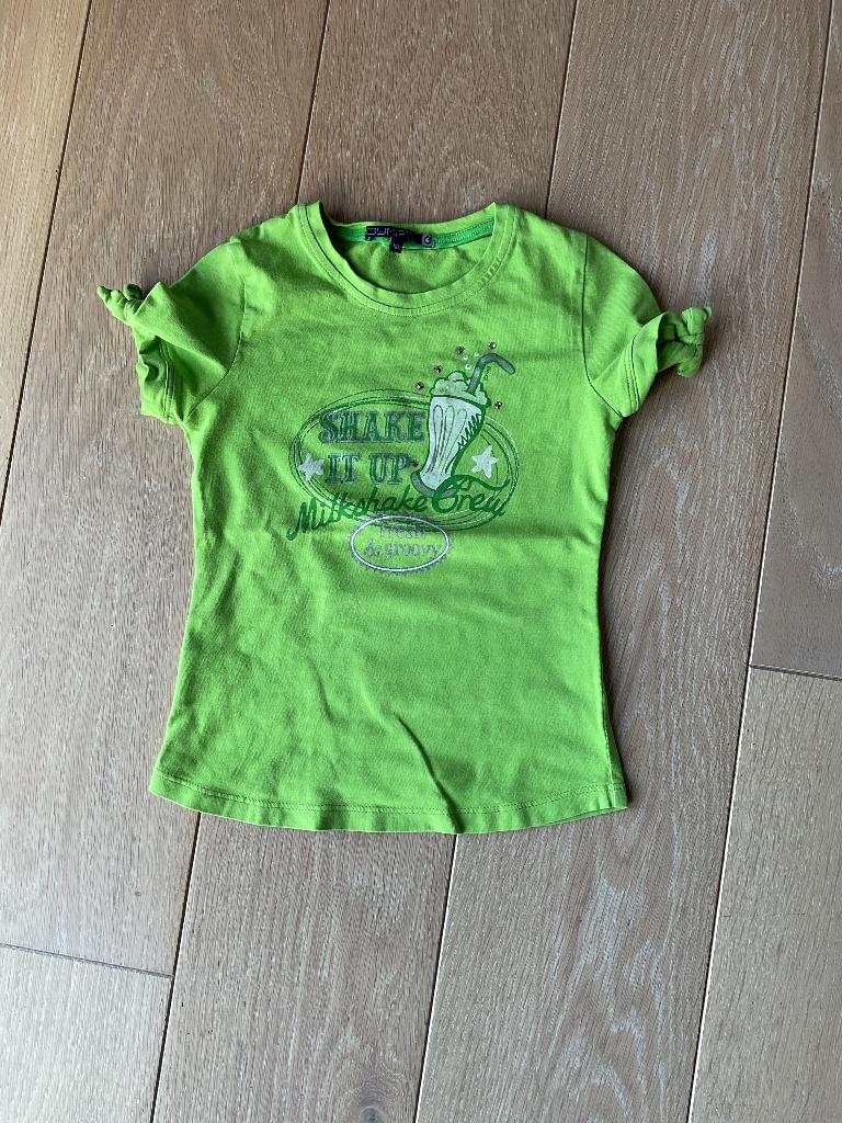 2 t-shirt’s groen maat 110, Enfants & Bébés, Vêtements enfant | Taille 110, Enlèvement ou Envoi, Comme neuf, Fille, Chemise ou À manches longues