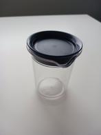 Melkkan van Tupperware te koop., Enlèvement