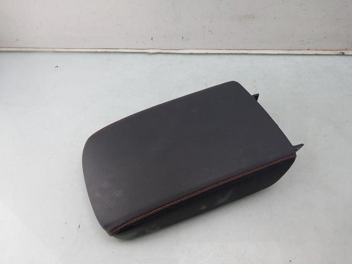 ARMLEUNING Seat Tarraco (|5TA864207B|5TA864207BWRM|), Auto-onderdelen, Interieur en Bekleding, Seat, Gebruikt