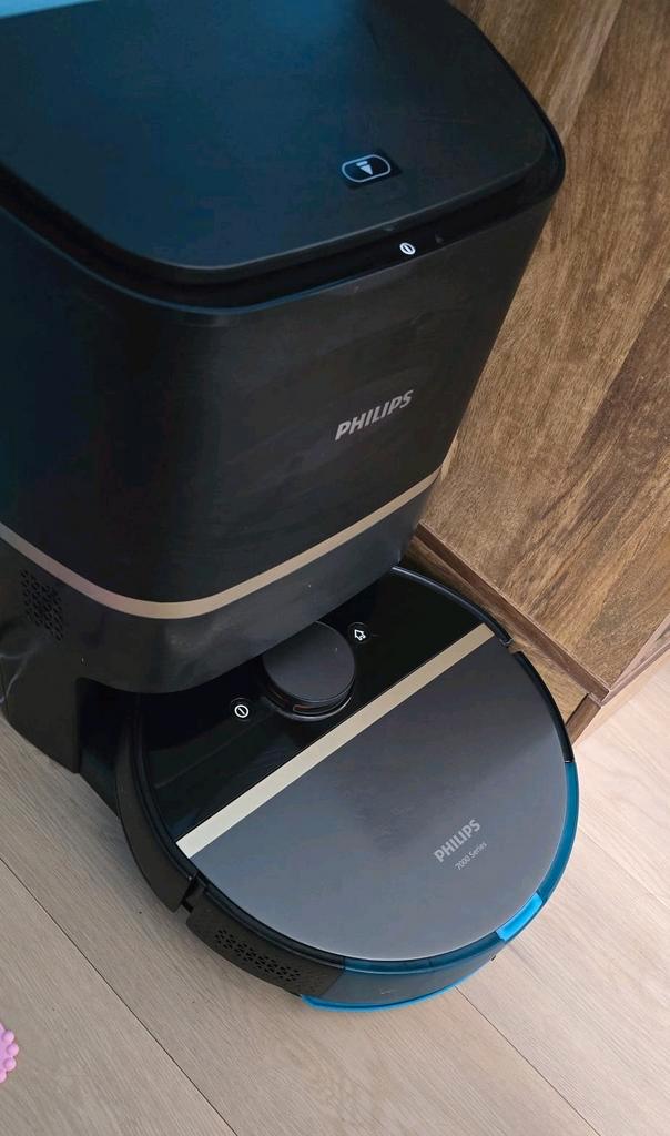 Philips HomeRun 7000 Aqua robotstofzuiger en -dweil XU7100, Elektronische apparatuur, Stofzuigers, Zo goed als nieuw, Robotstofzuiger