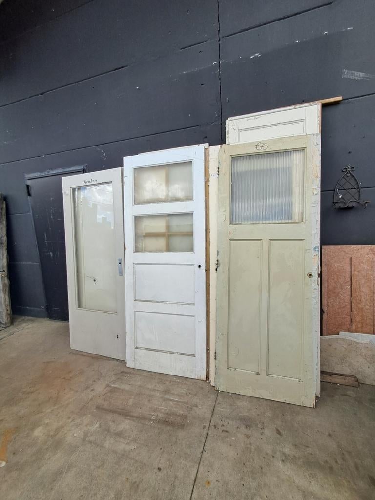 Gratis binnen deuren!!!! Bij out&nief(op=op), Ophalen, ., ., .