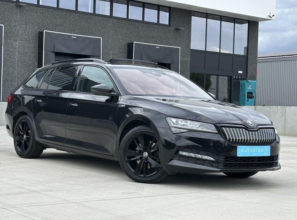 Skoda Superb IV Sportline 157pk Hybride 88038km 2020 FULL OP, 4 cilinders, 34 g/km, Zwart, 5 deurs