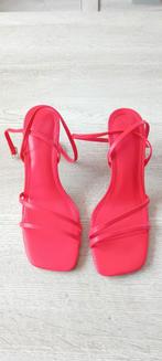 Sandales rouges Asos pointure 39. Neuves, Enlèvement ou Envoi, Escarpins, Asos, Neuf