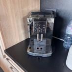 Machine cafe en grains delonghi quasi neuf bien entretenue, Electroménager, Enlèvement, Comme neuf