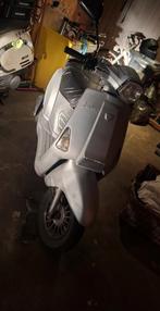 Neco Lola, Enlèvement