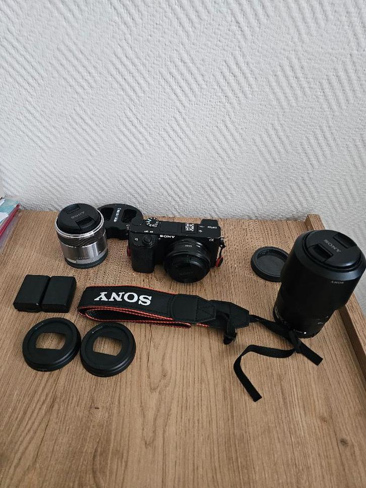 Sony A6300 + 3 objectifs Sony + accessoires, TV, Hi-fi & Vidéo, Appareils photo numériques, Sony, Enlèvement ou Envoi