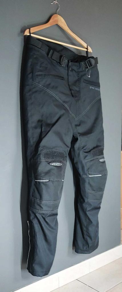 Pantalon moto homme Grand Canyon XL, Motos, Vêtements | Vêtements de moto, Pantalon | textile, Hommes, Seconde main, Enlèvement