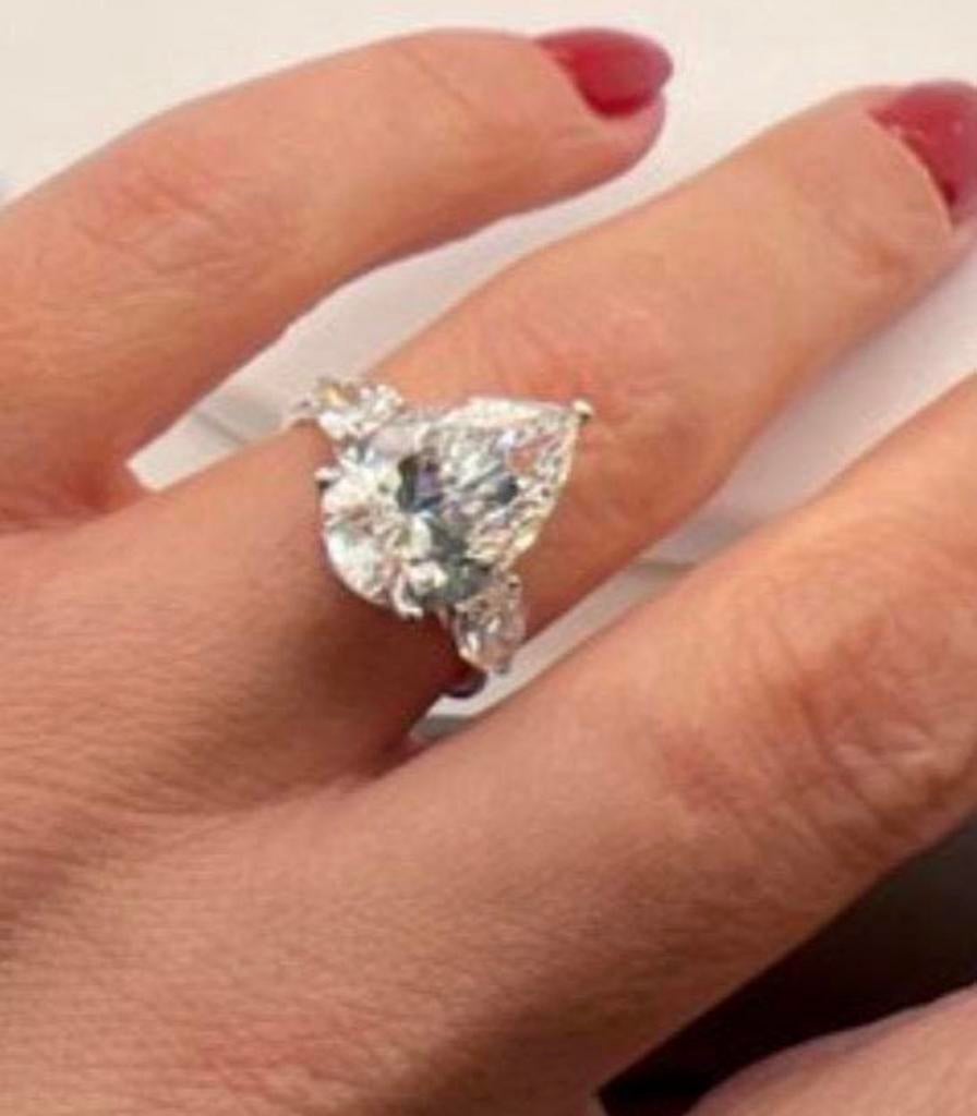 Nieuwe gouden ring met VS2 diamant van maar liefst 6 caraat!, Bijoux, Sacs & Beauté, Bagues, Neuf, Enlèvement ou Envoi, Or, 17 à 18