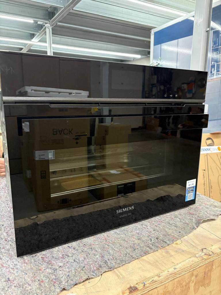 Nieuw-Siemens StudioLine CombiStoomoven iQ700 (CS956GCB1/D7), Hete lucht, Oven, Nieuw, Inbouw