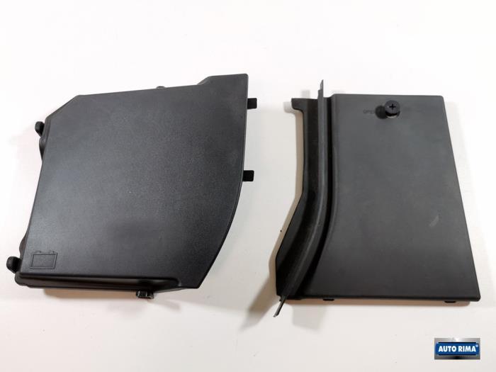 Couvercle de la batterie d'un Volvo XC60, -, 3 mois de garantie, -, -