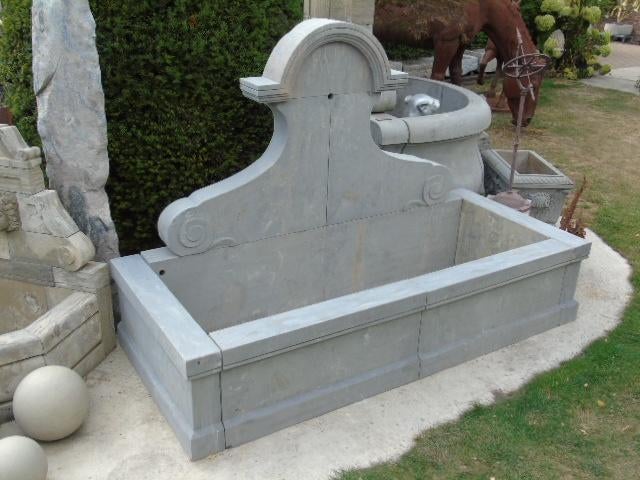 Fontein in dorpsstijl in blauwe steen, fantastisch!, Tuin en Terras, Waterpartijen en Fonteinen, Nieuw, Fontein, Hardsteen, Ophalen