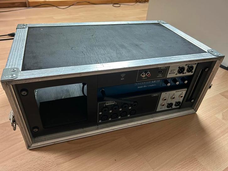 Soundcraft Ui12 mixer numérique, Muziek en Instrumenten, Dj-sets en Draaitafels, Zo goed als nieuw, Ophalen