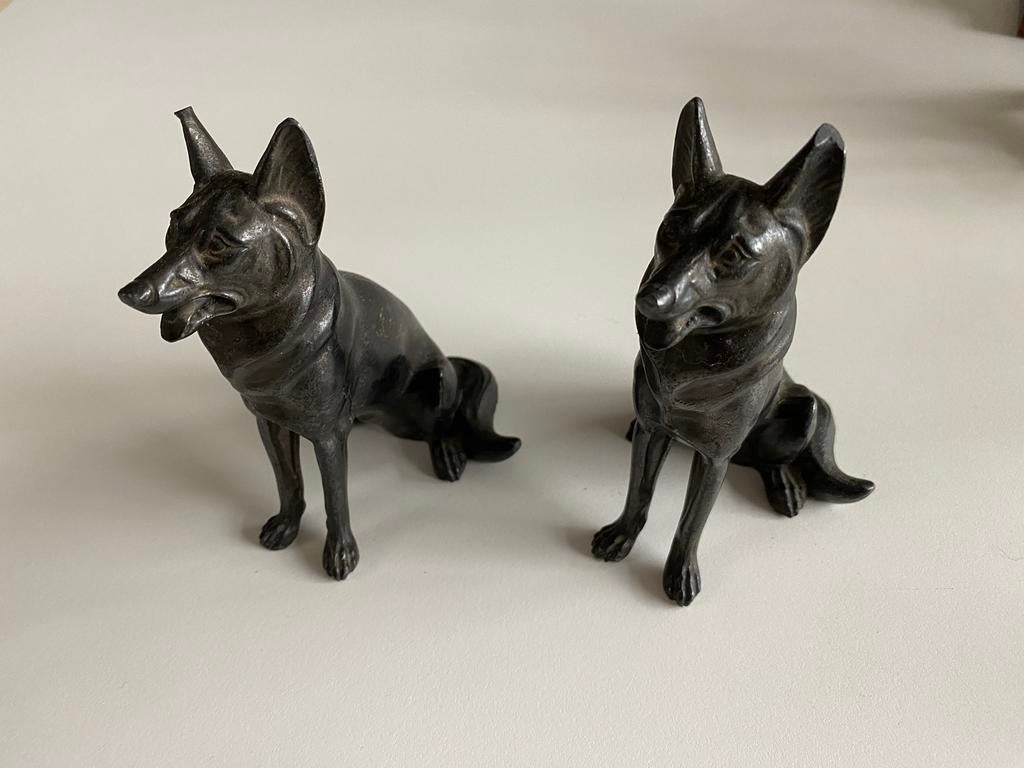 2 bronzen art deco honden, Ophalen, Brons
