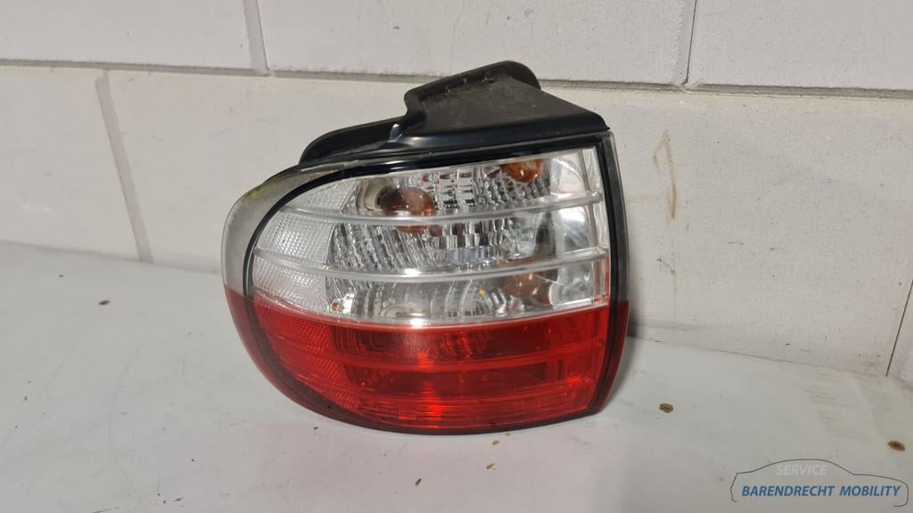 Achterlicht Hyundai H200 H-1 links buiten origineel in nette, Gebruikt, Heolleung-ro 12
06797  Seoul, Info@hyundai.com, Hyundai