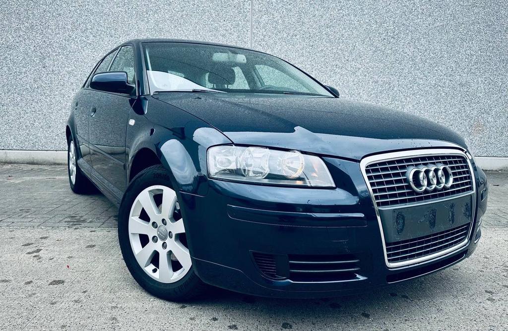 AUDI A3 Sportback 1.6 BENZINE AUTOMAAT! AIRCO!-CRUISE!-PDC!, Autos, Audi, 75 kW, Achat, Entreprise, Noir