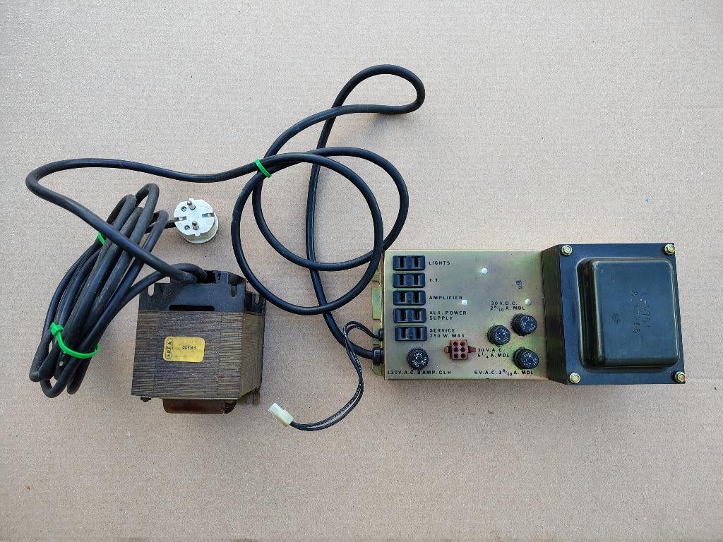 Voeding + Omvormer Rowe-AMi TI-1 (1971) jukebox, Collections, Machines | Jukebox, Ami, Envoi