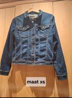 Jeansjasje maat xs, Kleding | Dames, Jassen | Zomer, Ophalen, Zo goed als nieuw, Maat 34 (XS) of kleiner, Blauw