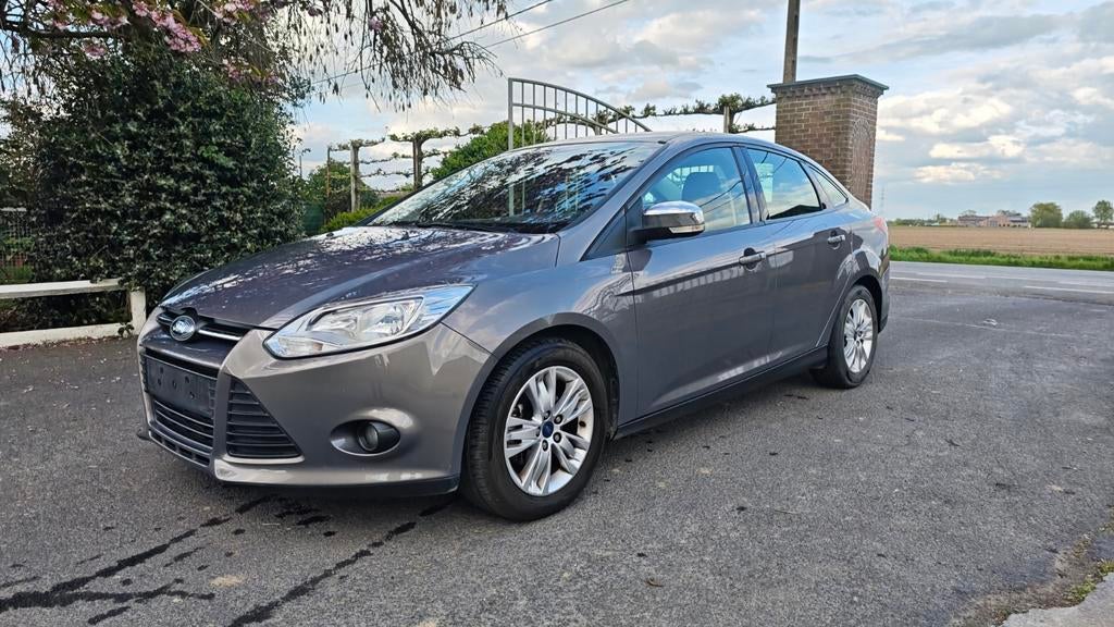 Ford Focus 1.6 Diesel 116km 1ste Eigenaar Distributierim VV, Auto's, Euro 5, Stof, 4 cilinders, Bruin