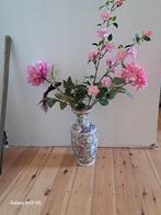 Beau vase chinois avec fleurs artificielles, Enlèvement