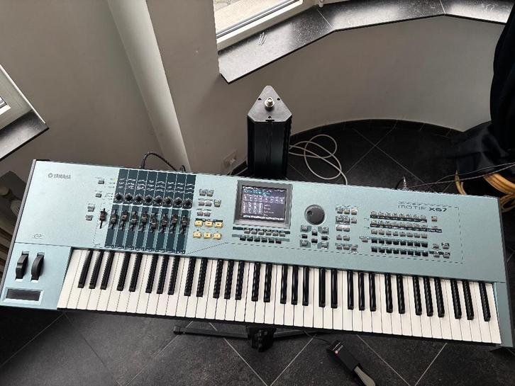 Yamaha Motif XS7, Muziek en Instrumenten, Synthesizers, Zo goed als nieuw, 76 toetsen, Motif, Met midi-aansluiting, Met standaard